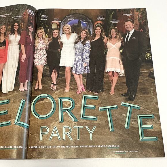 Entertainment Weekly April 19/26 2019 Avengers Black Widow Scarlett Johansson - Picture 10 of 16